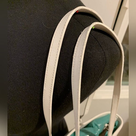 VNTG COACH LEGACY WEST CLASSIC SHOPPER WHITE LEATHER 9813 SILVER HARDWARE RARE - Picture 6 of 14